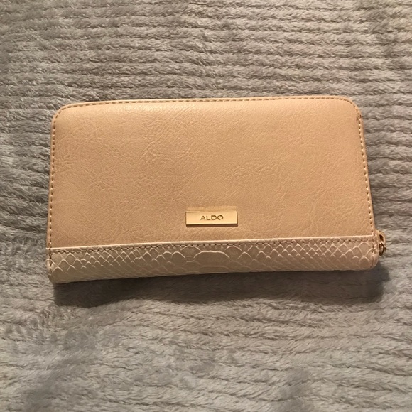 Aldo Wallet - Picture 2 of 5